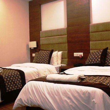 Hotel Simla Siliguri Extérieur photo