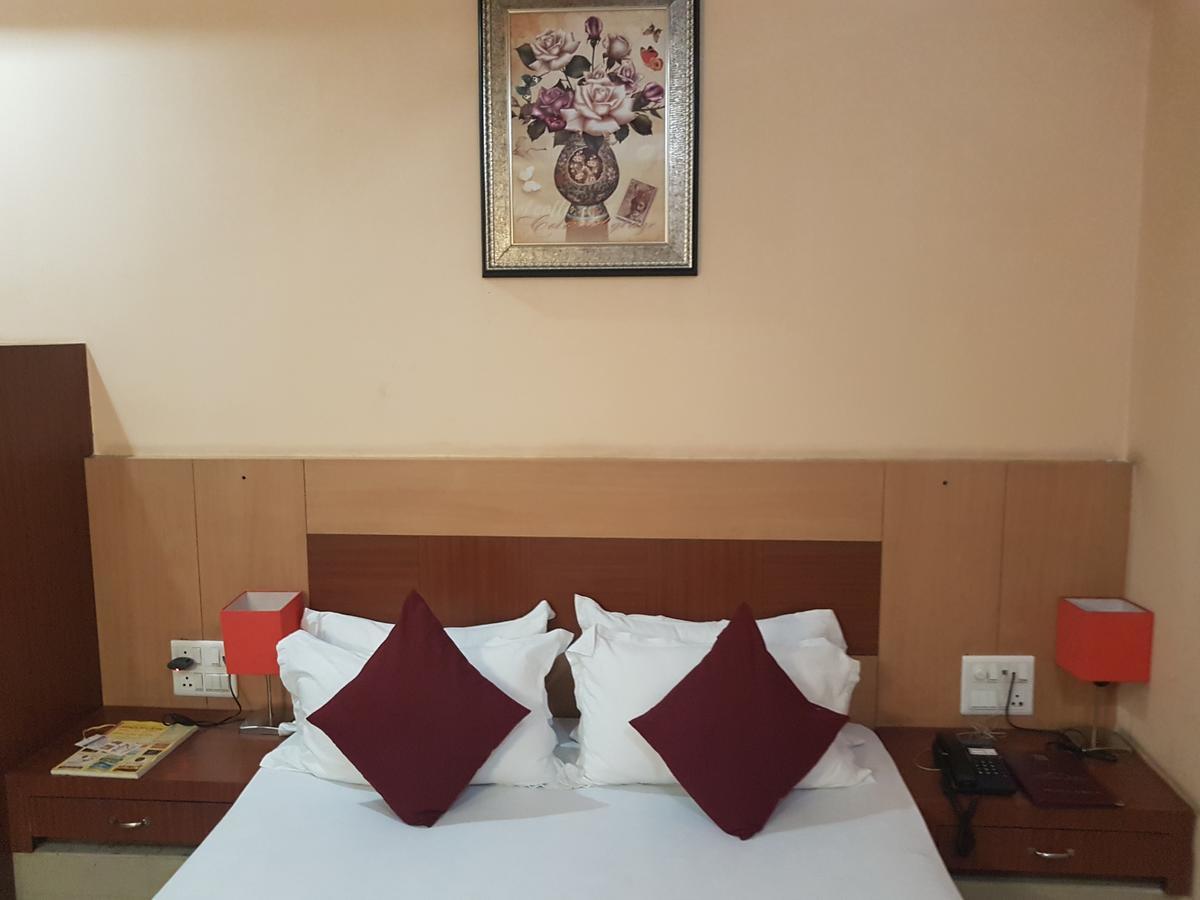 Hotel Simla Siliguri Extérieur photo