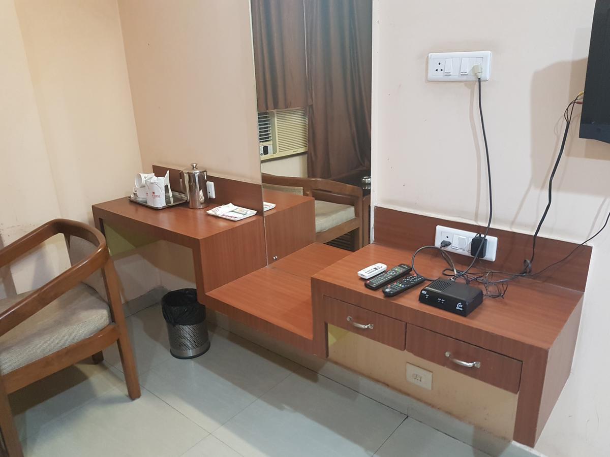 Hotel Simla Siliguri Extérieur photo