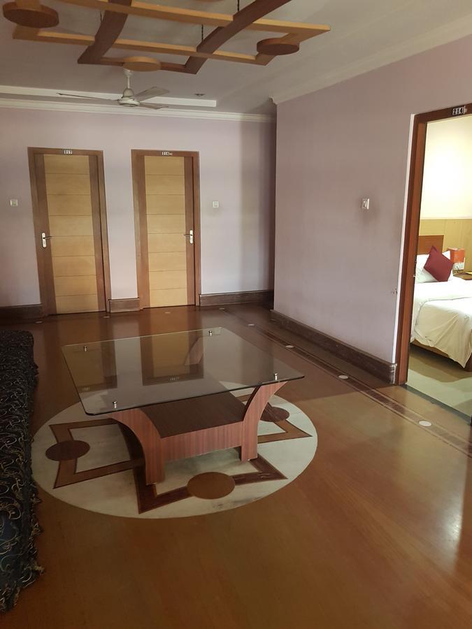 Hotel Simla Siliguri Extérieur photo