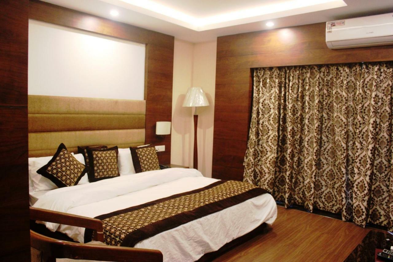 Hotel Simla Siliguri Extérieur photo